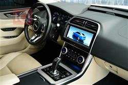 جاگوار XE